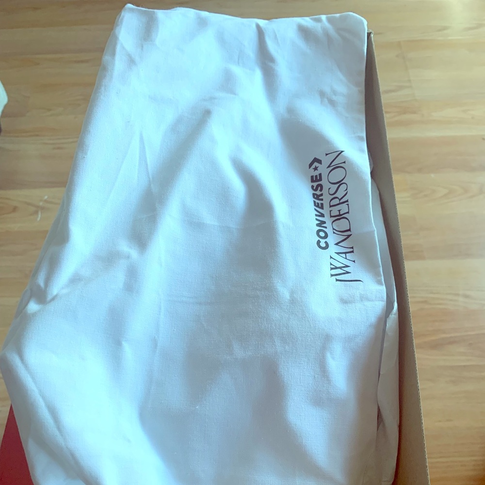 JW Anderson converse sz 8 men’s 10 women’s